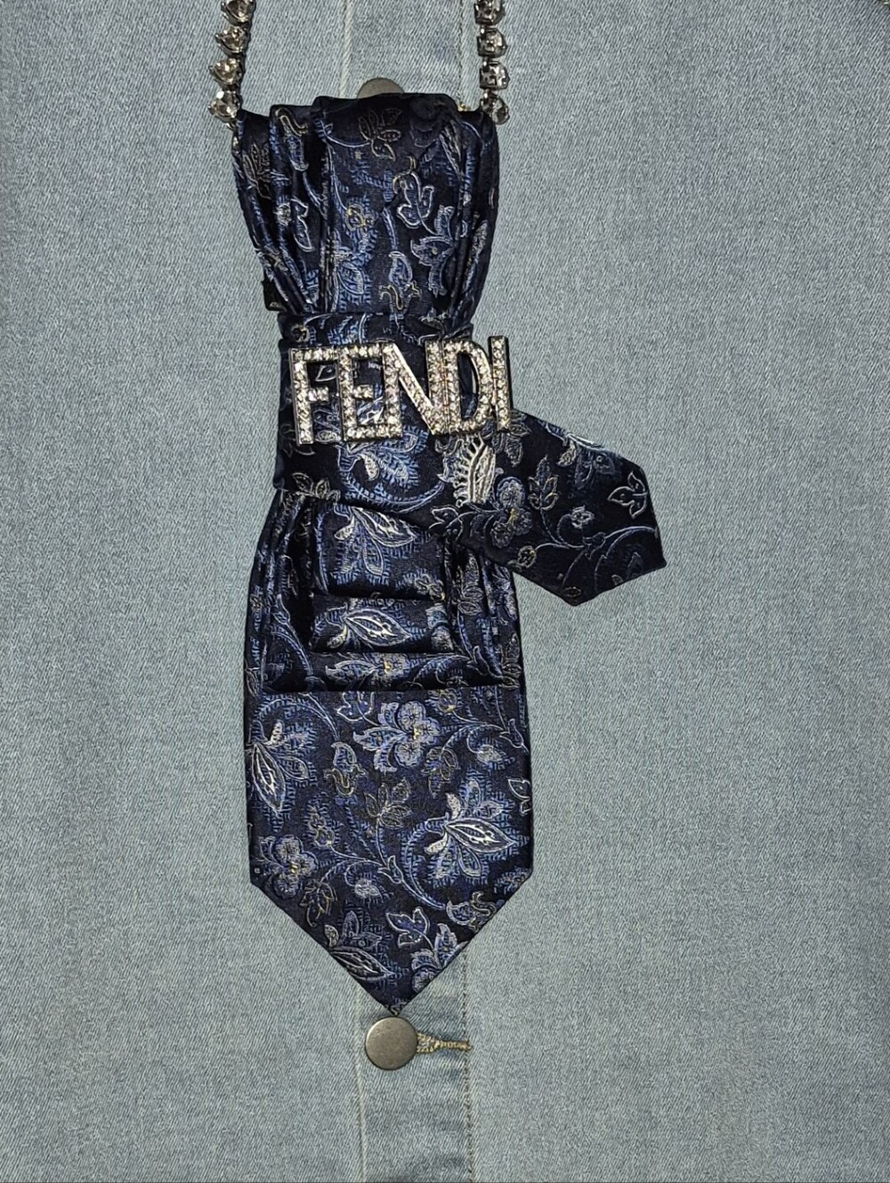 Navy Blue Floral Silk Tie with Crystal Logo Pin - Picture 1 of 1